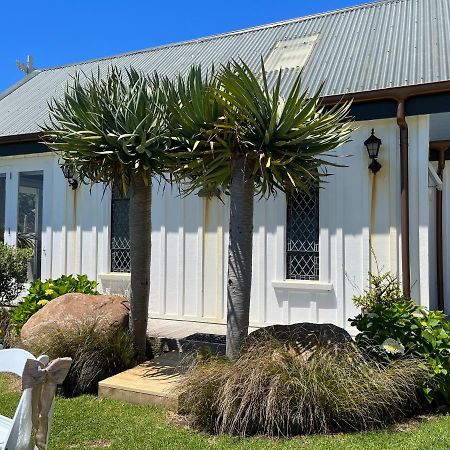 Little Church Bay New Plymouth Exterior photo
